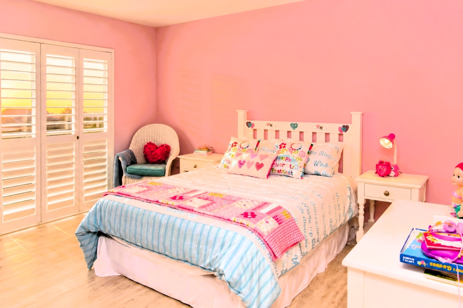4 Bedroom Property for Sale in Paradise Beach Western Cape